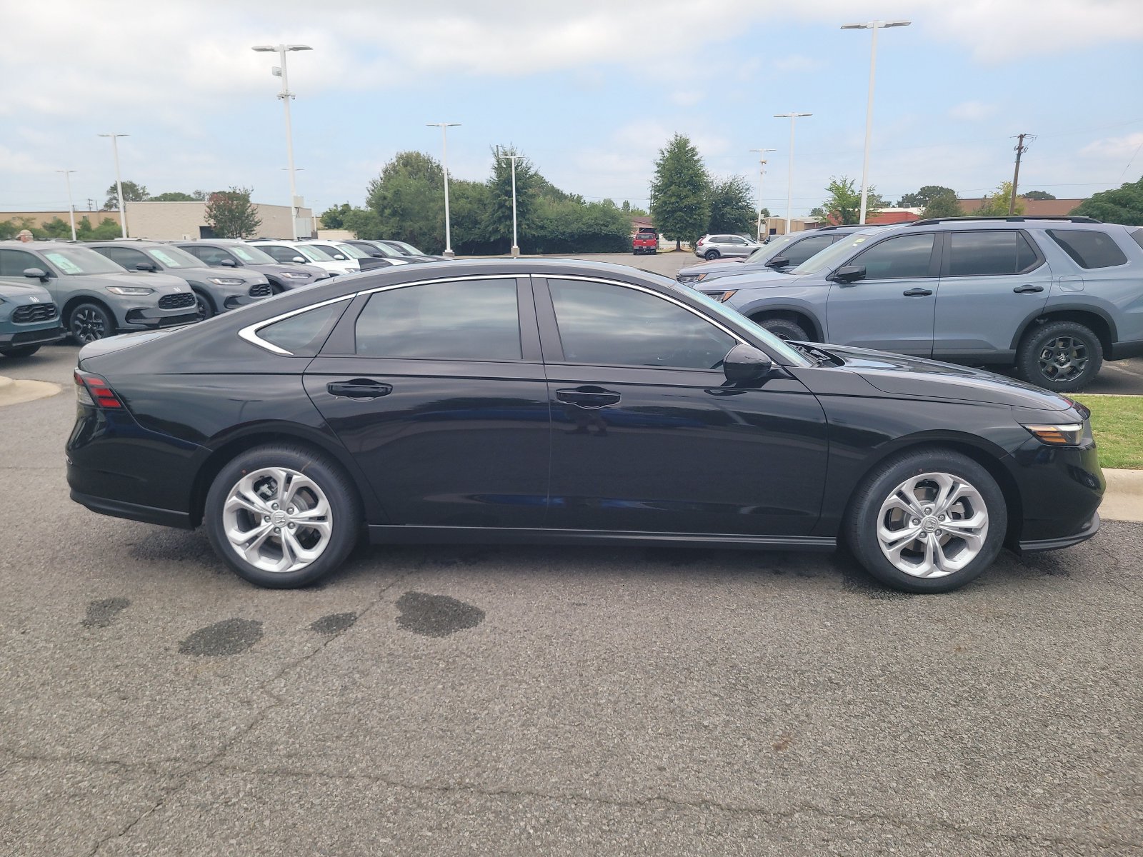 New 2026 Honda Accord LX image 2