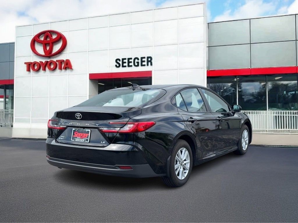 Used 2025 Toyota Camry LE w/ Convenience Package image 3