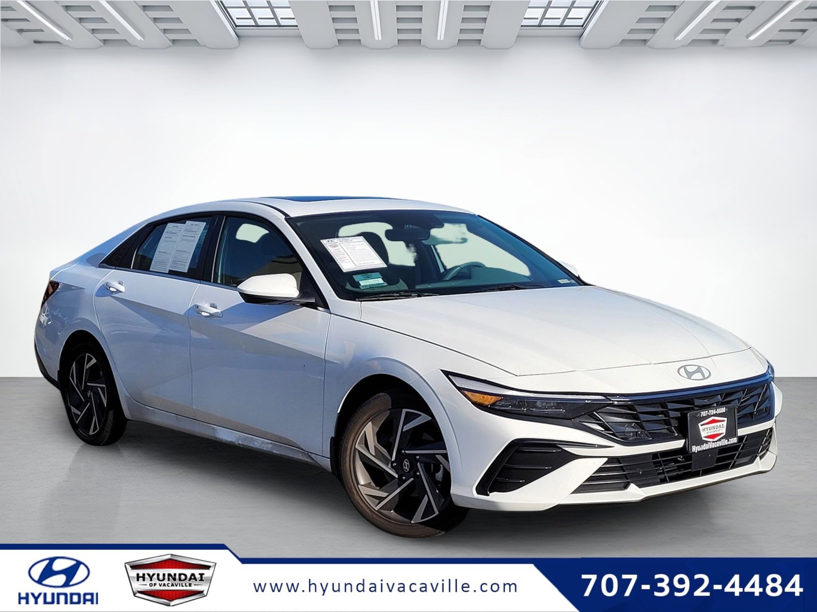 Certified 2025 Hyundai Elantra SEL image 1