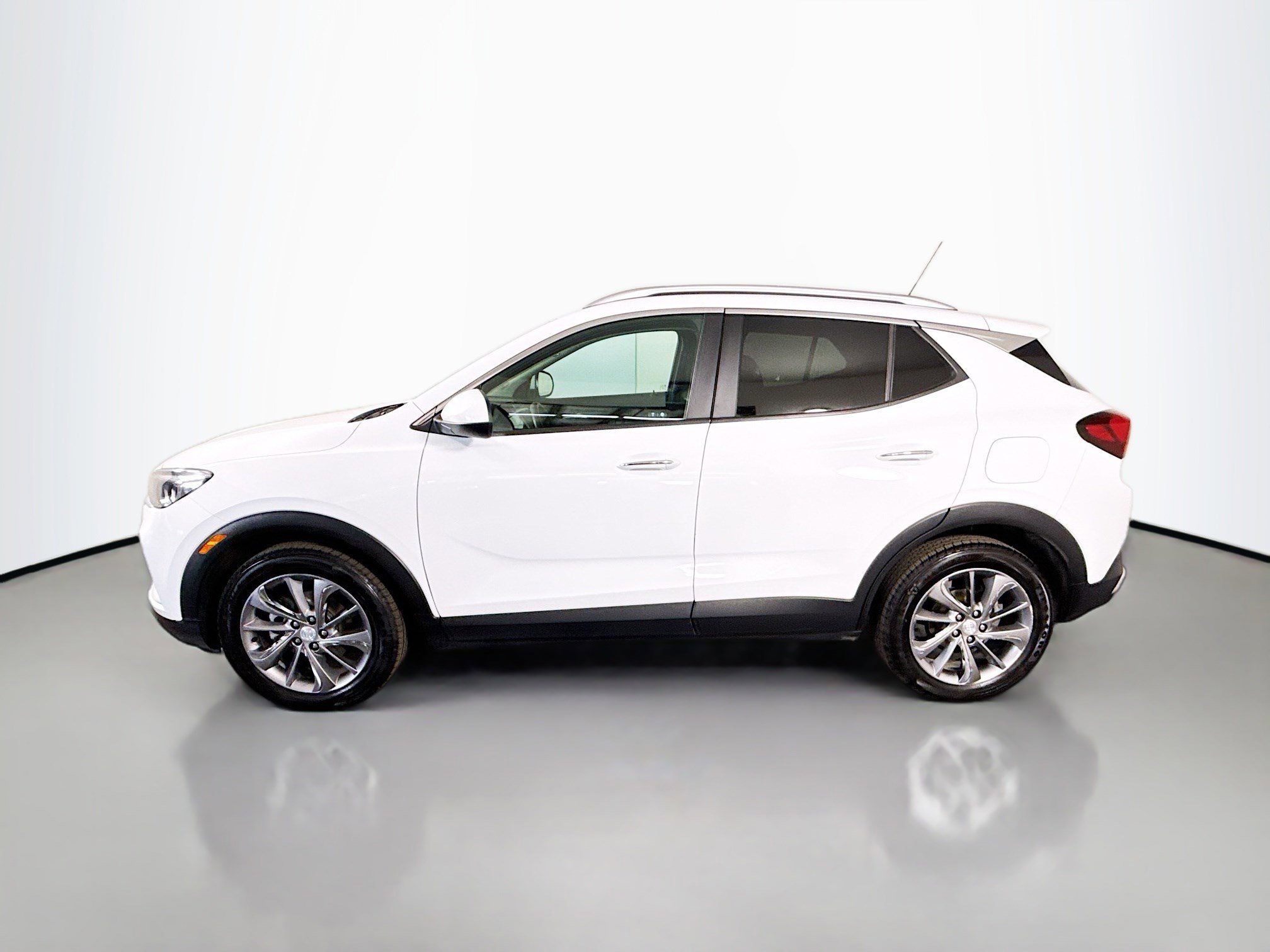 Used 2020 Buick Encore GX Select w/ Experience Buick Package image 6