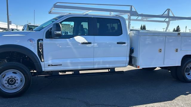 New 2026 Ford F550 4x4 Crew Cab Super Duty image 2