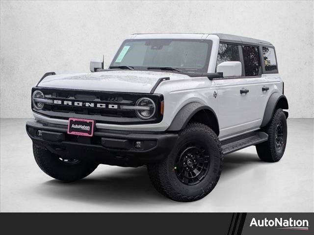 New 2026 Ford Bronco Outer Banks w/ Sasquatch Package