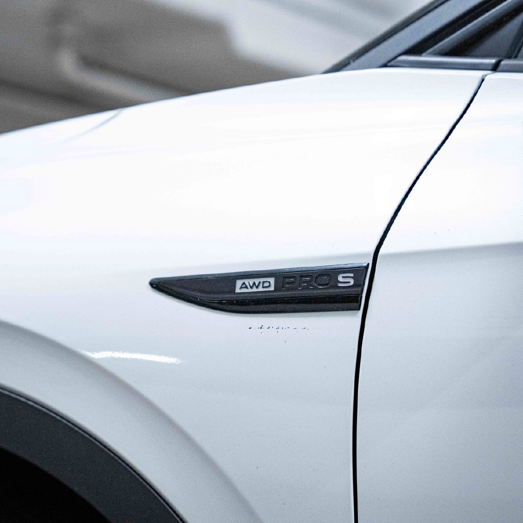 New 2026 Volkswagen ID.4 Pro S Plus AWD/4WD image 3