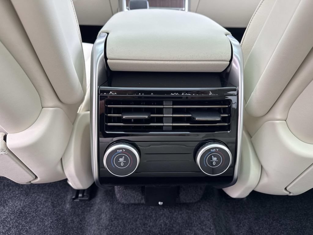 New 2026 Land Rover Range Rover SE AWD/4WD image 17