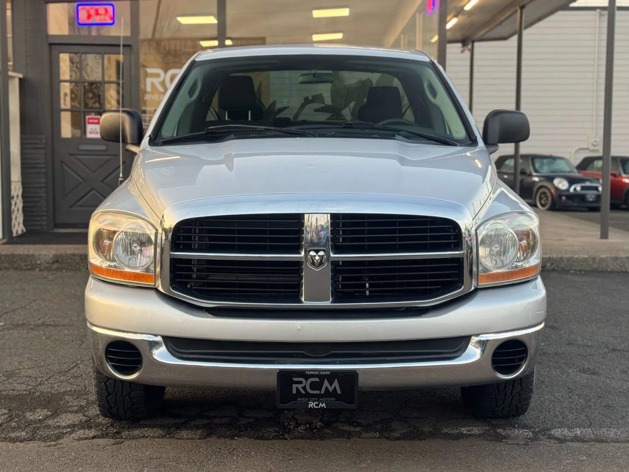 Used 2006 Dodge Ram 1500 Truck SLT w/ Trailer Tow Group image 2