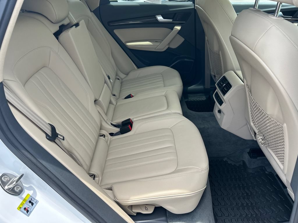 Used 2018 Audi Q5 Prestige w/ Prestige Package AWD/4WD image 15