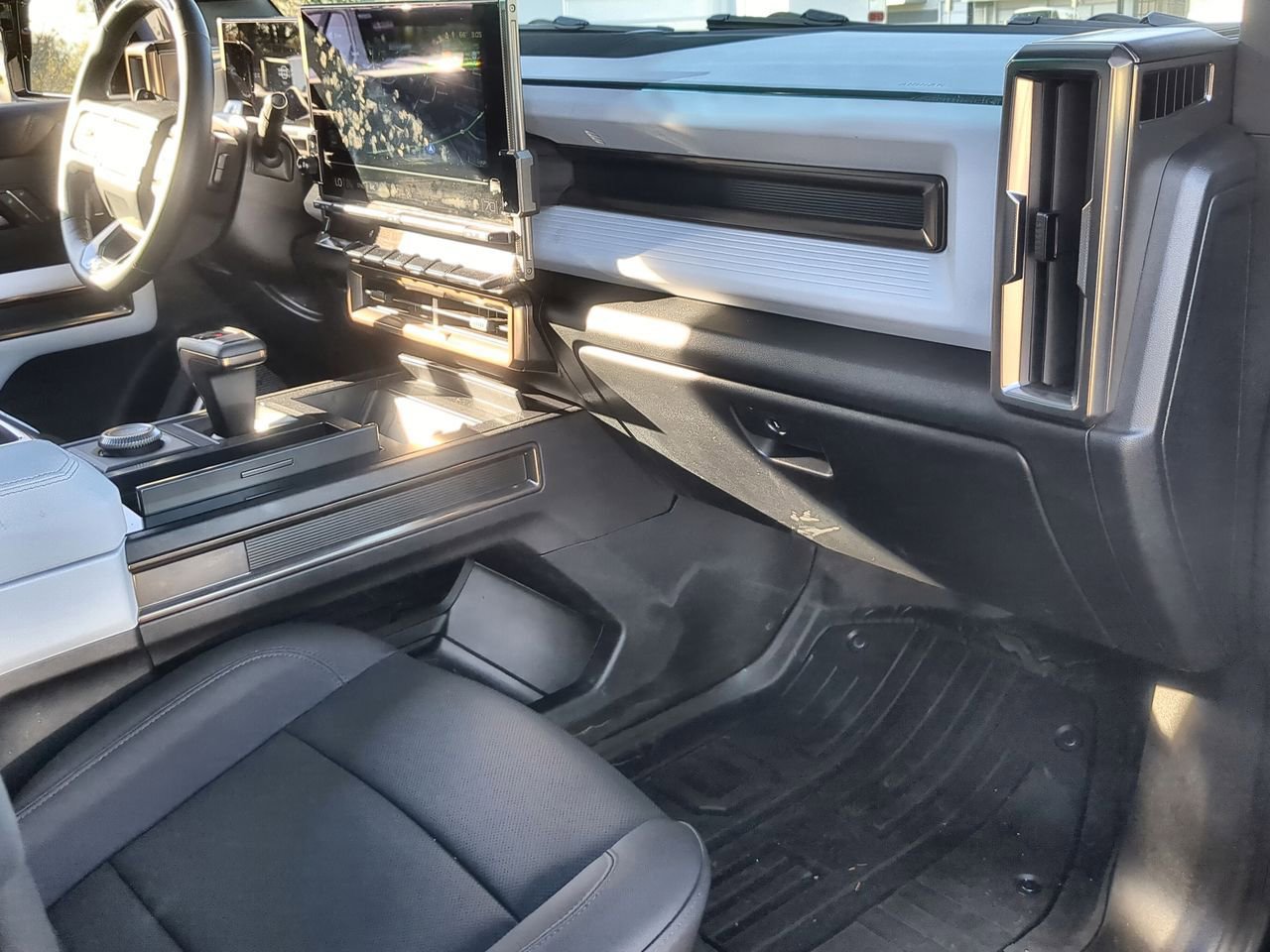 Used 2025 GMC Hummer EV 3X image 30