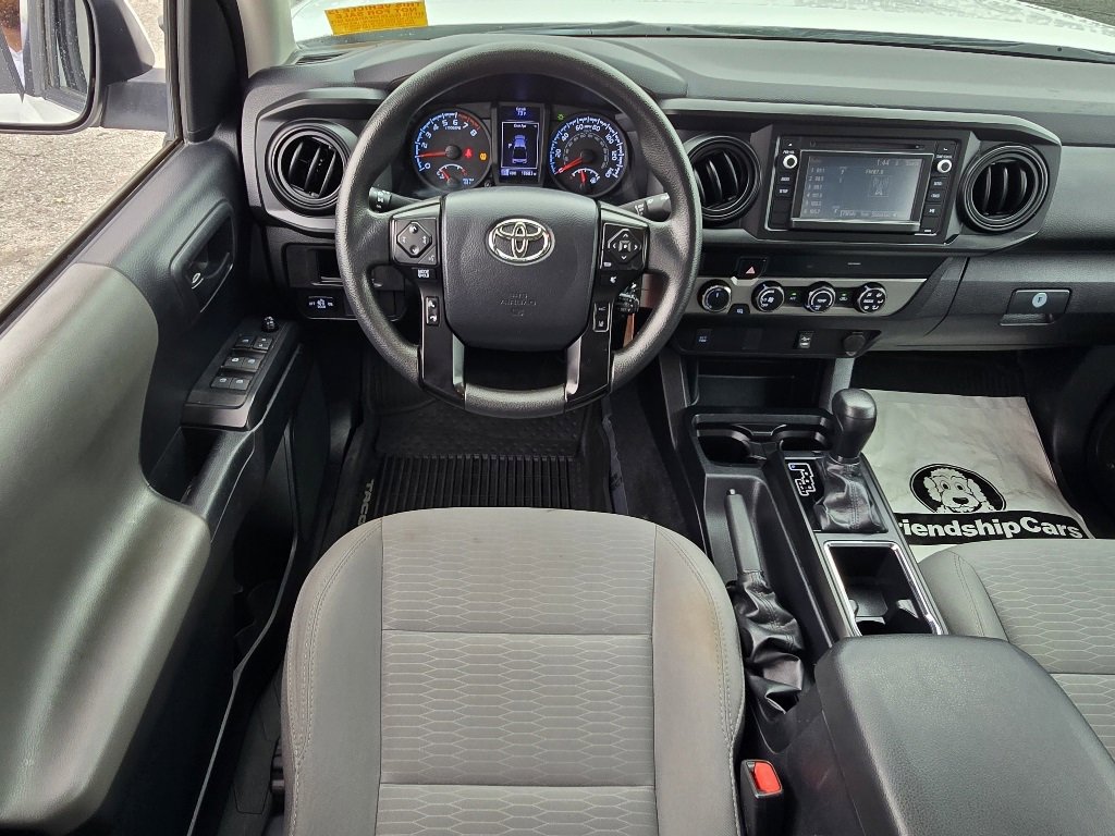 Used 2019 Toyota Tacoma SR w/ SR Convenience Package image 3