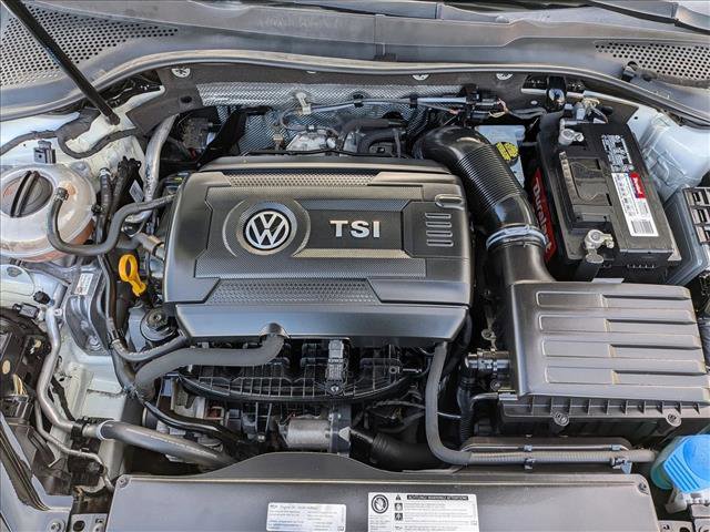 Used 2015 Volkswagen Golf S image 20