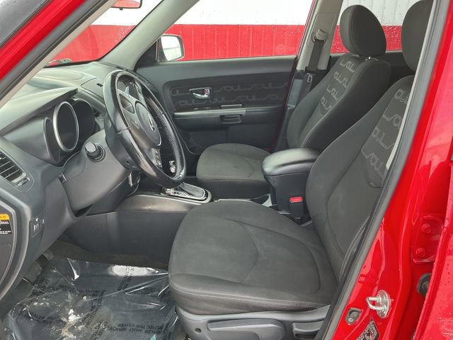 Used 2013 Kia Soul + image 21