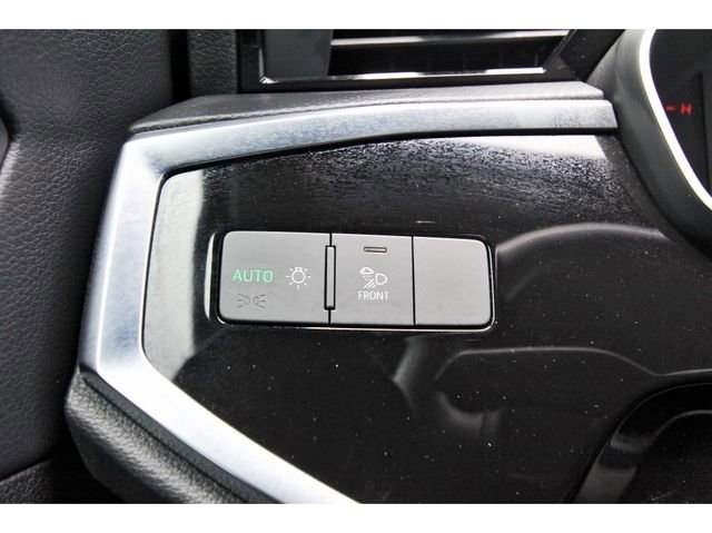Used 2024 Audi Q3 2.0T Premium Plus w/ Premium Plus Package AWD/4WD image 22