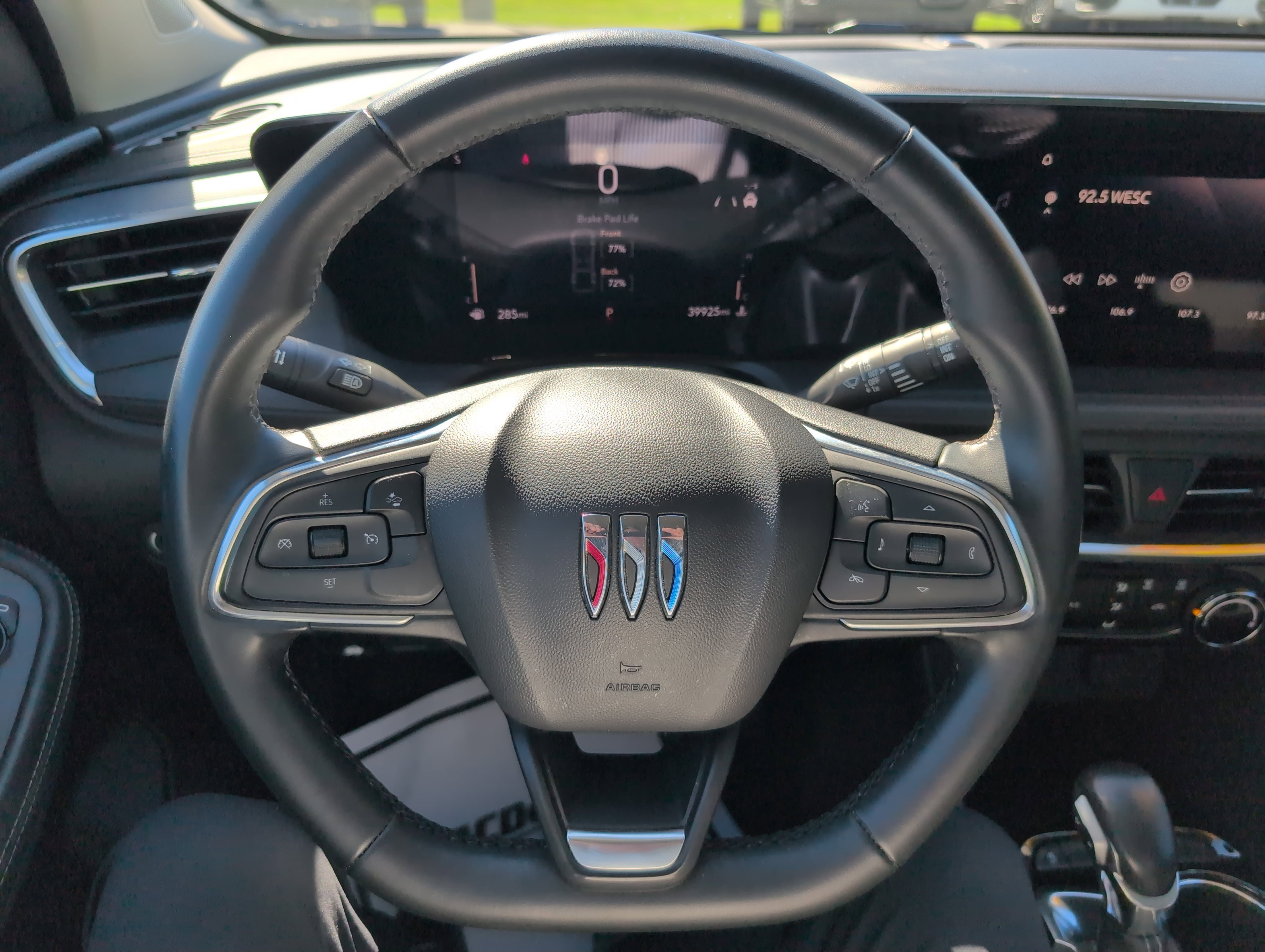 Used 2024 Buick Encore GX Sport Touring image 16