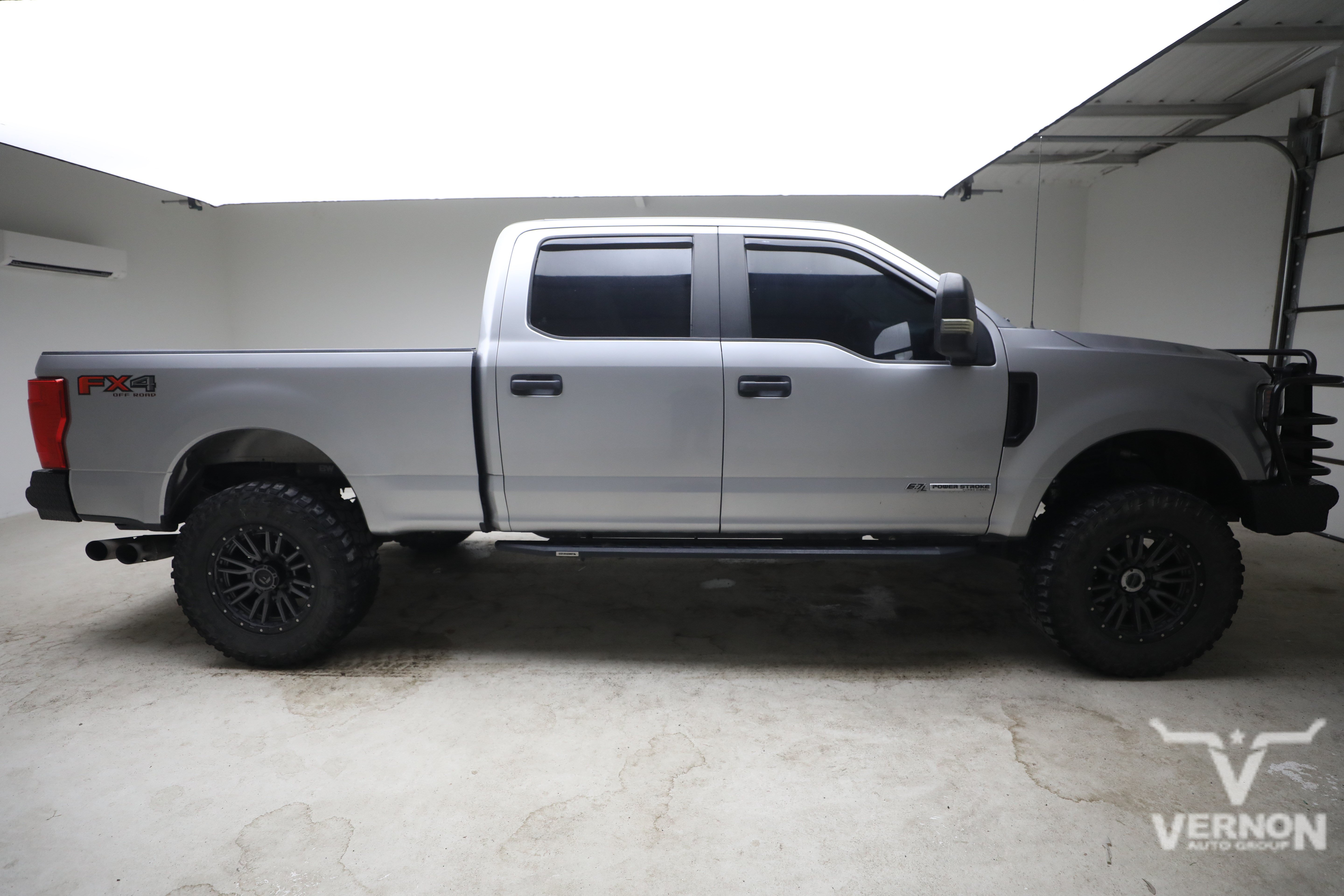 Used 2020 Ford F250 XL w/ STX Appearance Package AWD/4WD image 5