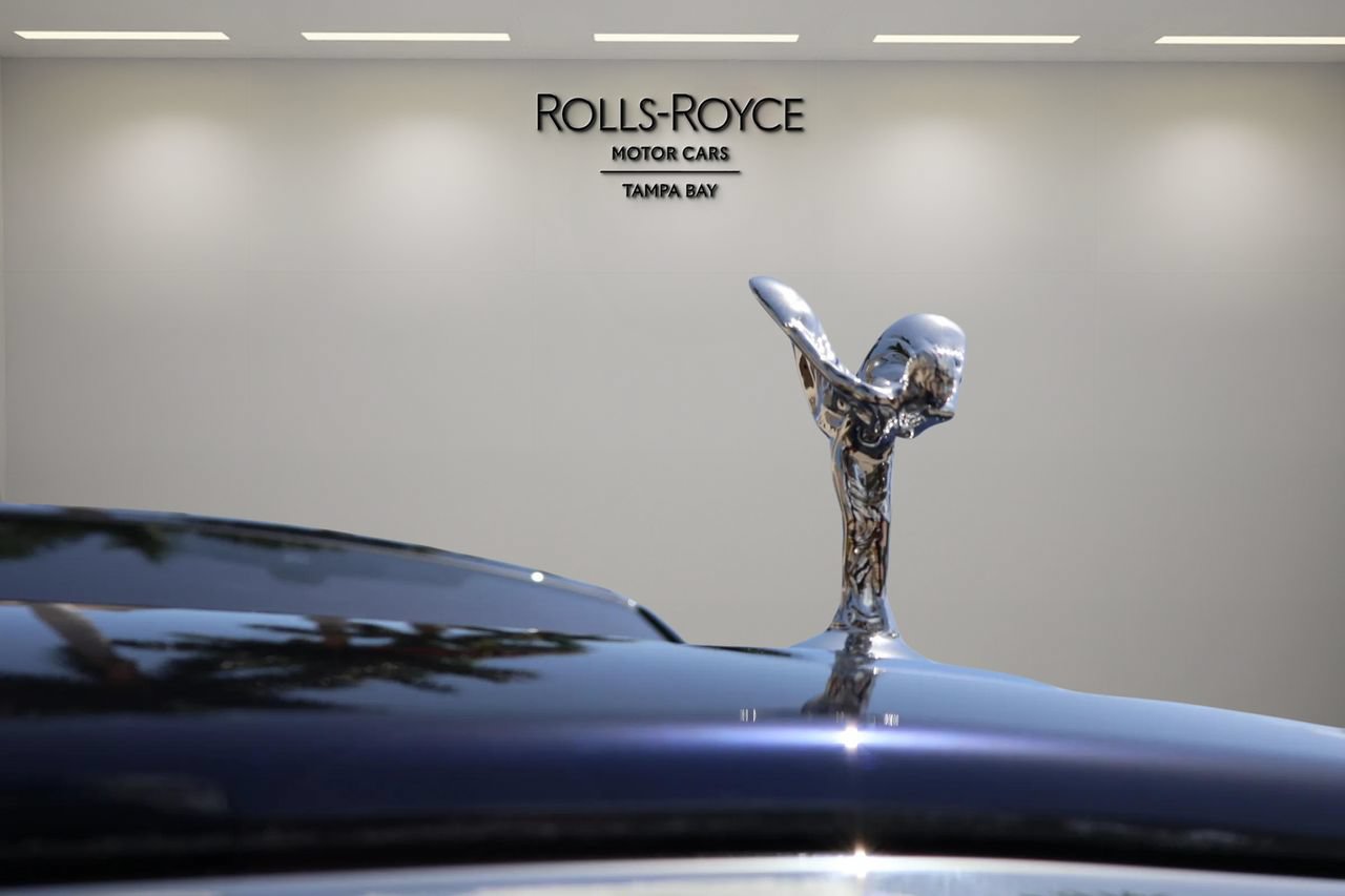 New 2026 Rolls-Royce Cullinan AWD/4WD image 30