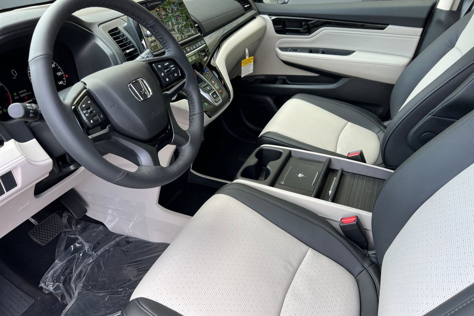 New 2026 Honda Odyssey Elite image 4