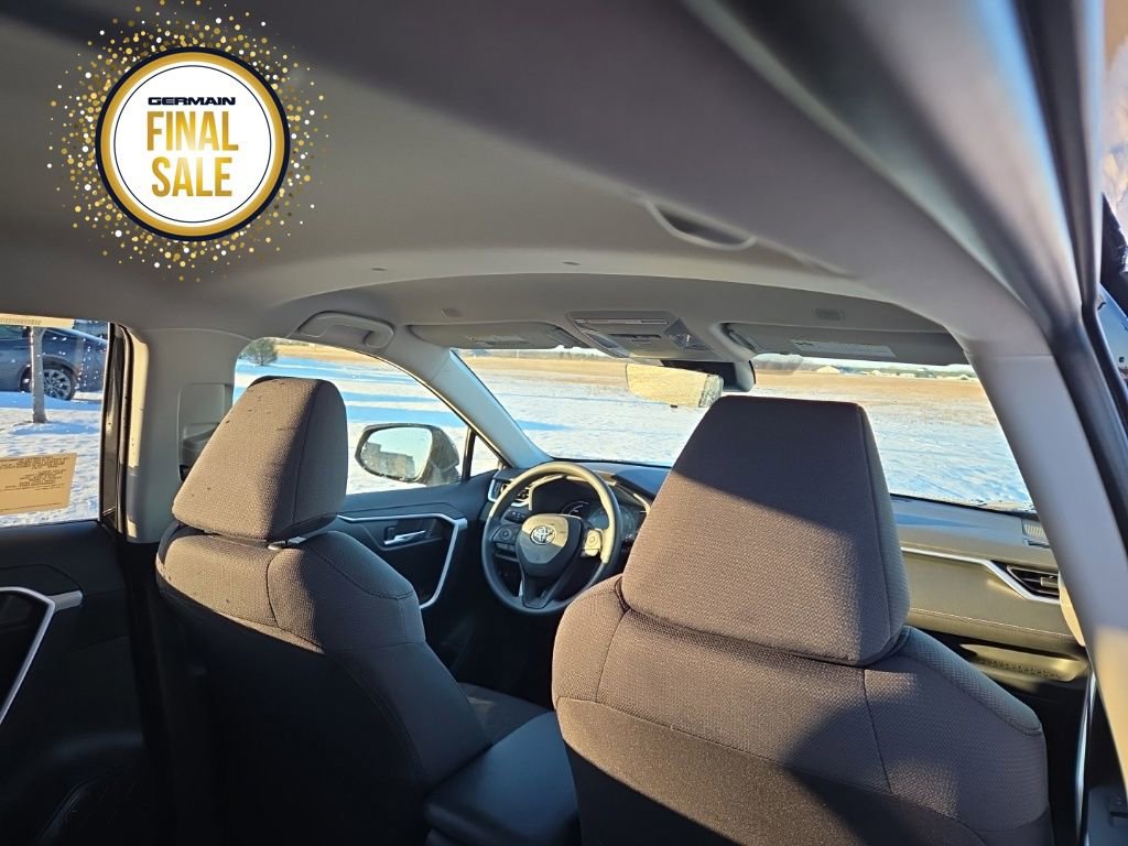 New 2025 Toyota RAV4 XLE image 27