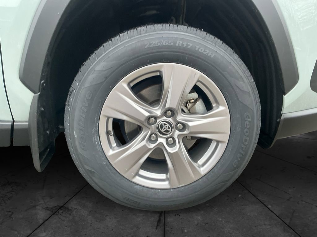 Certified 2023 Toyota RAV4 XLE w/ Convenience Package image 16