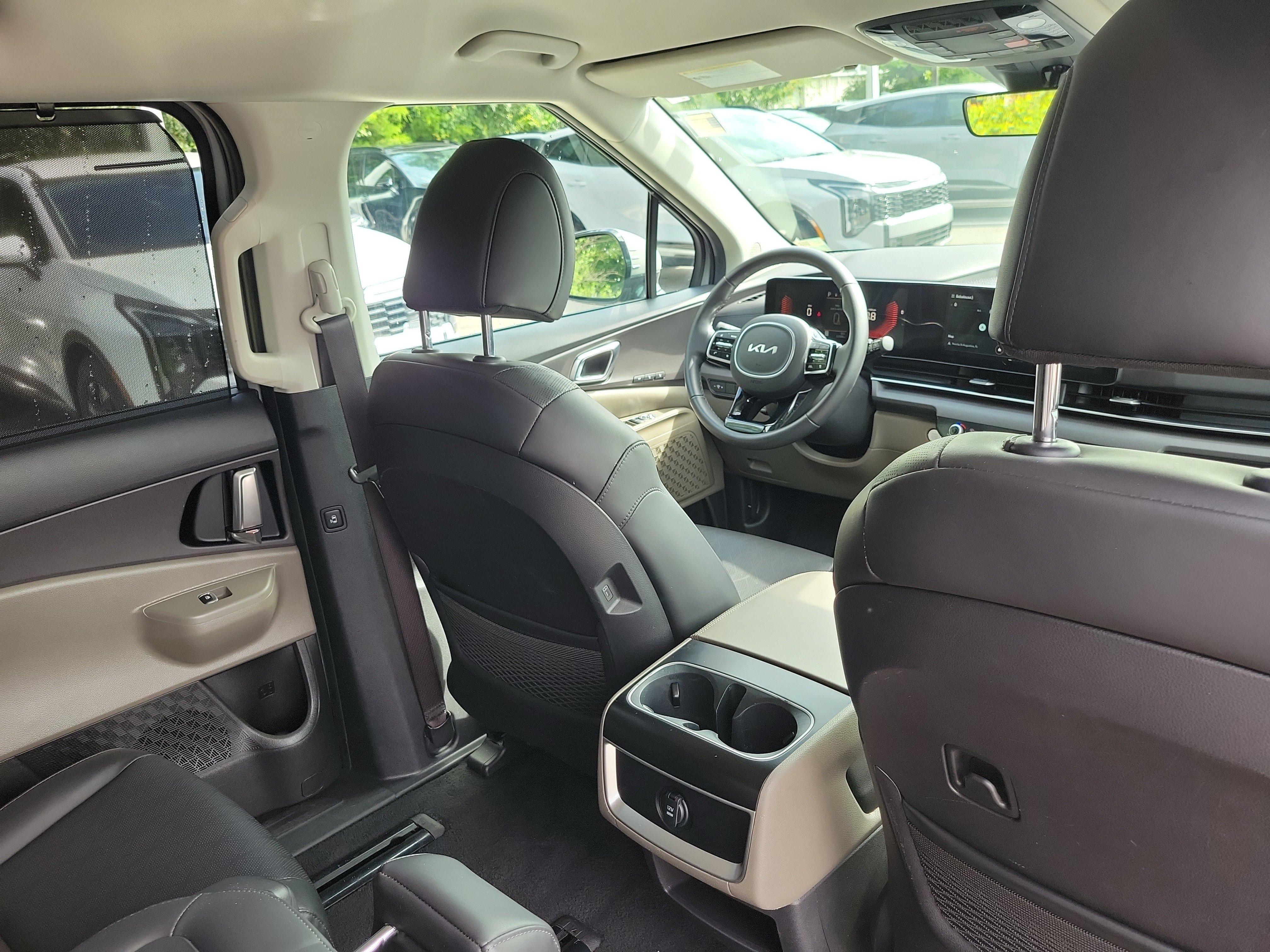 Certified 2025 Kia Carnival EX FWD image 13