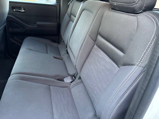 Certified 2024 Nissan Frontier SV w/ Hardbody Edition AWD/4WD image 10