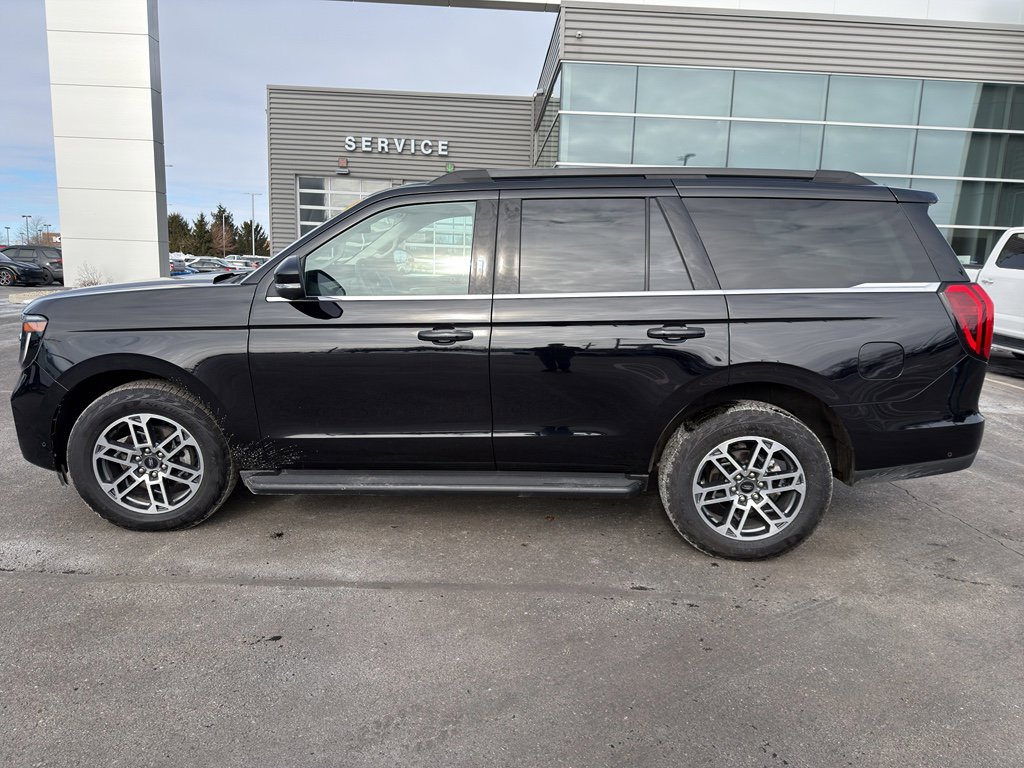 Used 2025 Ford Expedition Active image 9