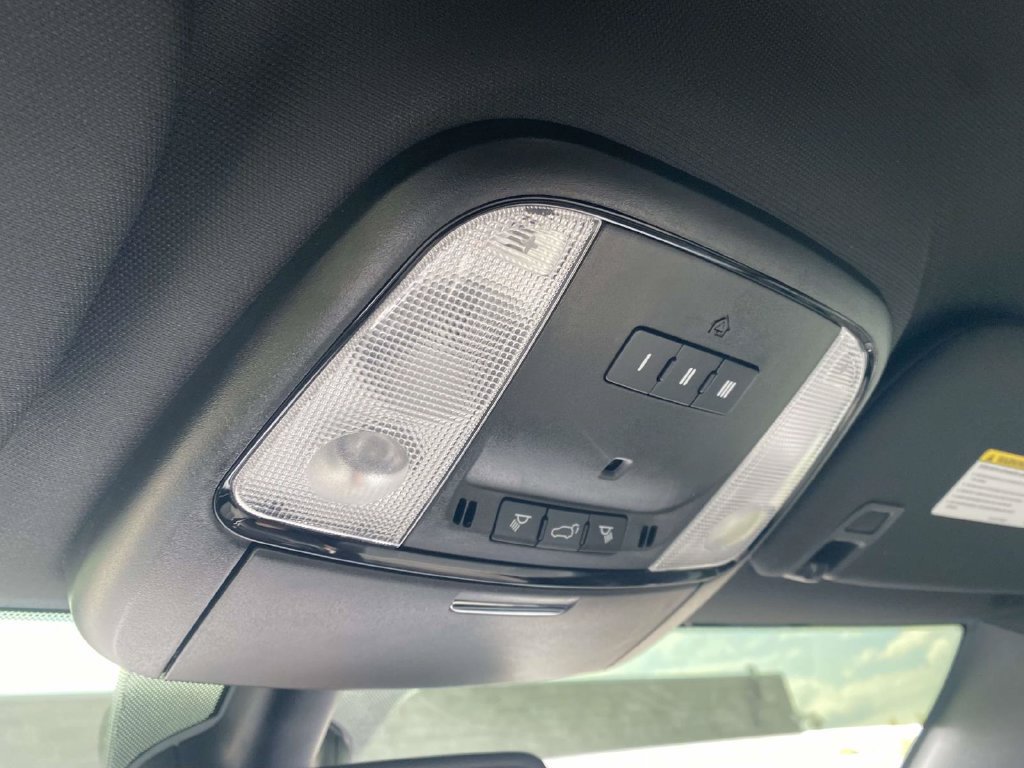 Used 2022 Dodge Durango R/T RWD image 34