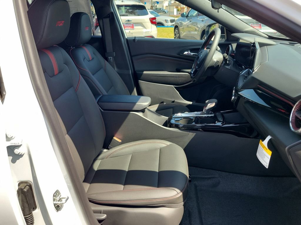 New 2026 Chevrolet Trax RS w/ Driver Confidence Package FWD image 16