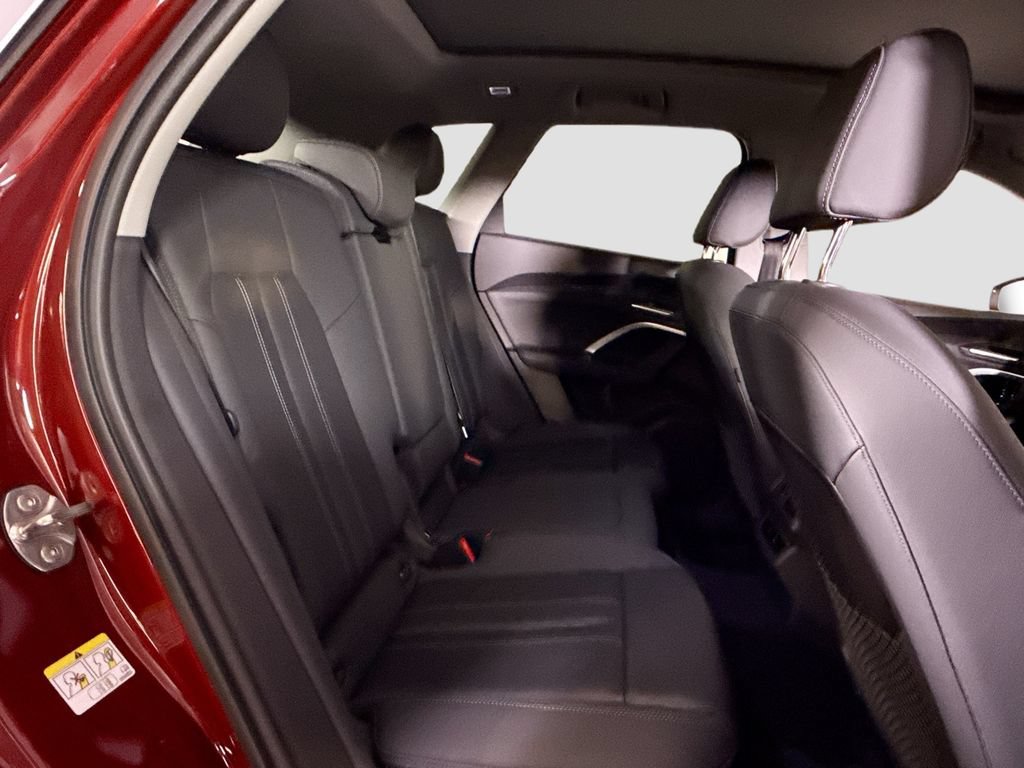 Used 2025 Audi Q5 Premium w/ Convenience Package AWD/4WD image 18