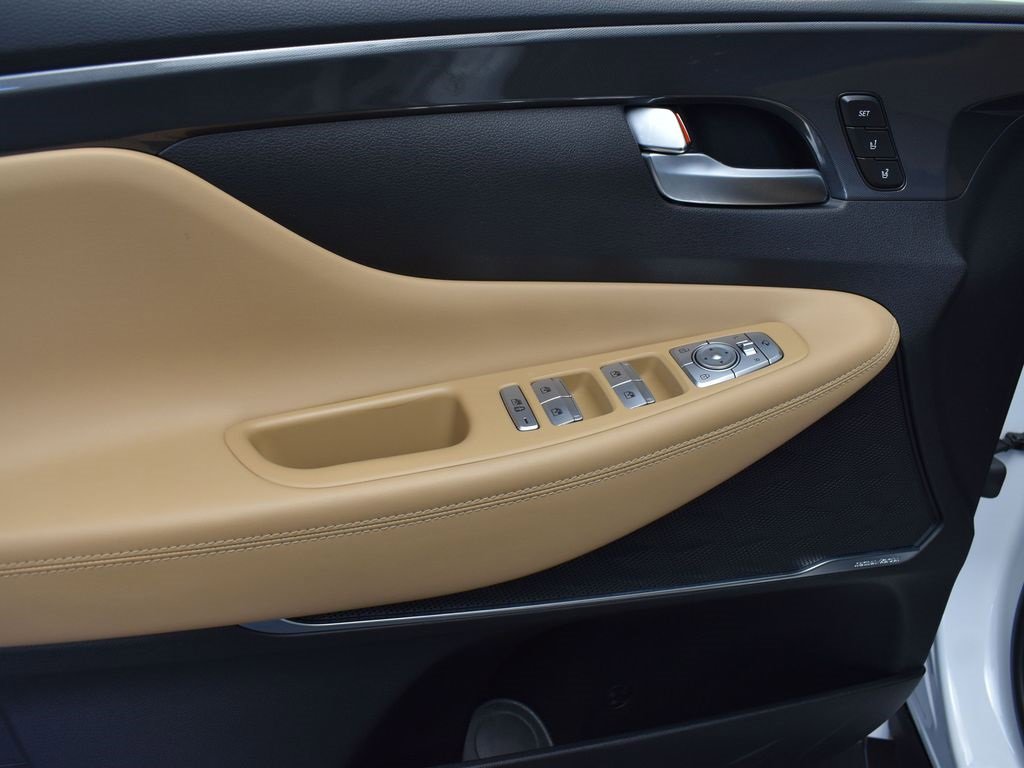 Used 2023 Hyundai Santa Fe Calligraphy image 11