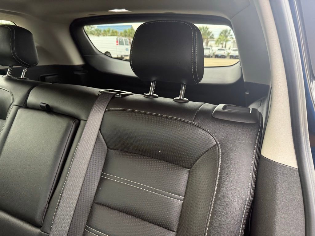 Used 2022 GMC Terrain Denali w/ Black Diamond Edition image 30