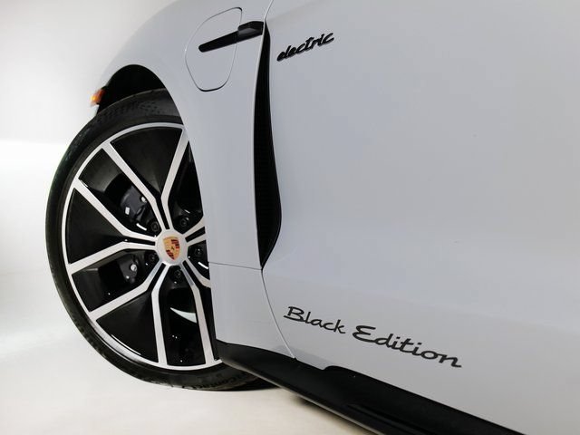 New 2026 Porsche Taycan AWD/4WD image 38
