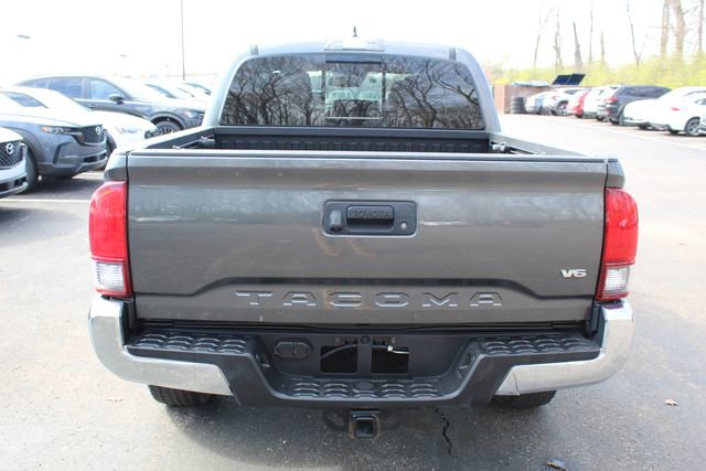 Used 2019 Toyota Tacoma TRD Off-Road AWD/4WD image 4