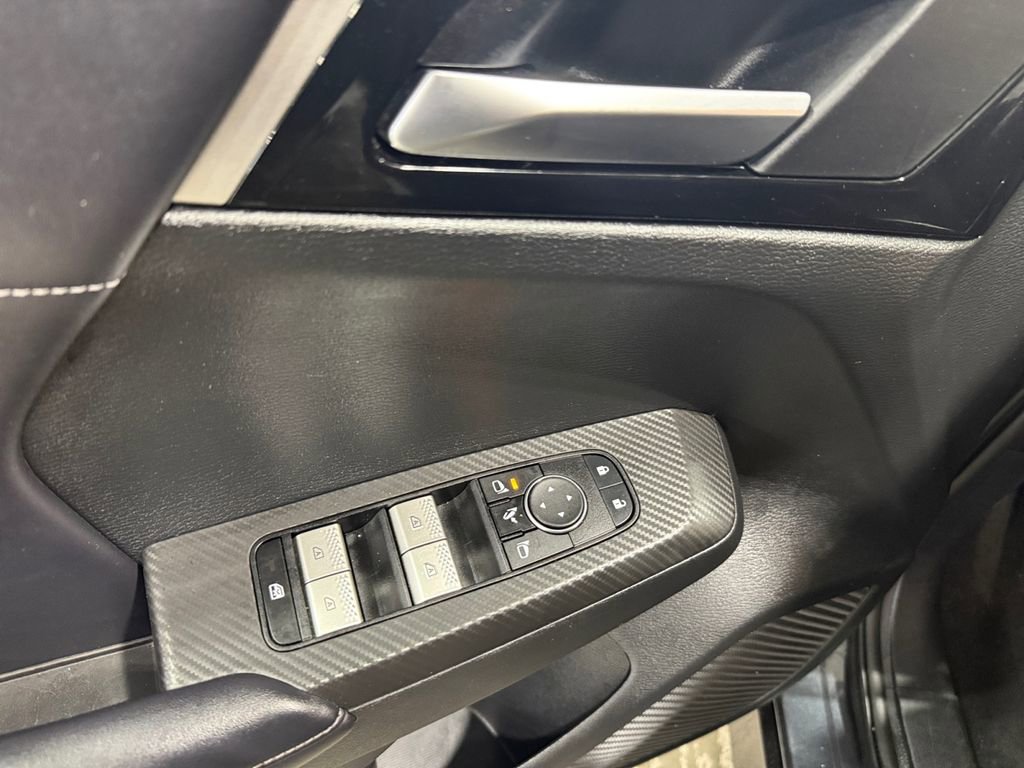 Used 2024 Mitsubishi Outlander SE Black Edition image 10