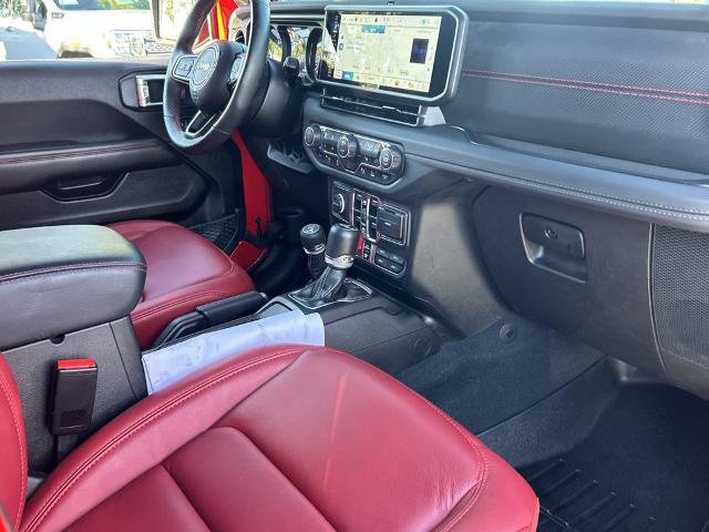 Used 2024 Jeep Wrangler Unlimited Rubicon 392 AWD/4WD image 23