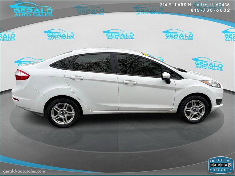 Used 2017 Ford Fiesta SE FWD image 5