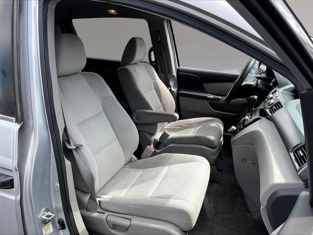 Used 2011 Honda Odyssey LX image 28