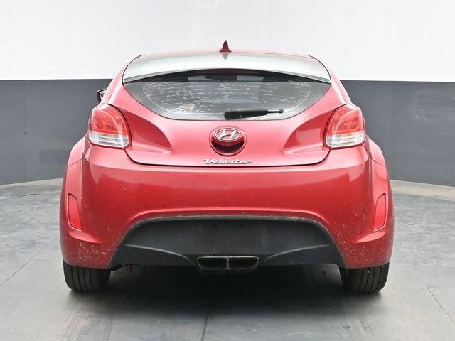 Used 2016 Hyundai Veloster FWD image 9