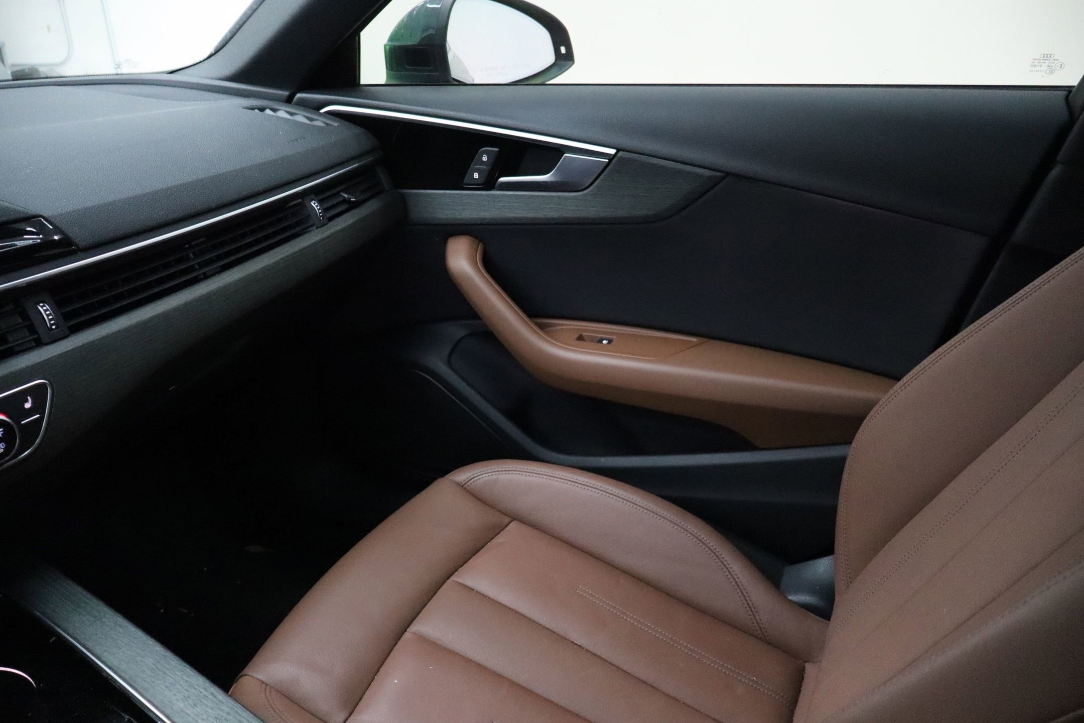 Used 2020 Audi A4 2.0T Premium w/ Convenience Package image 21