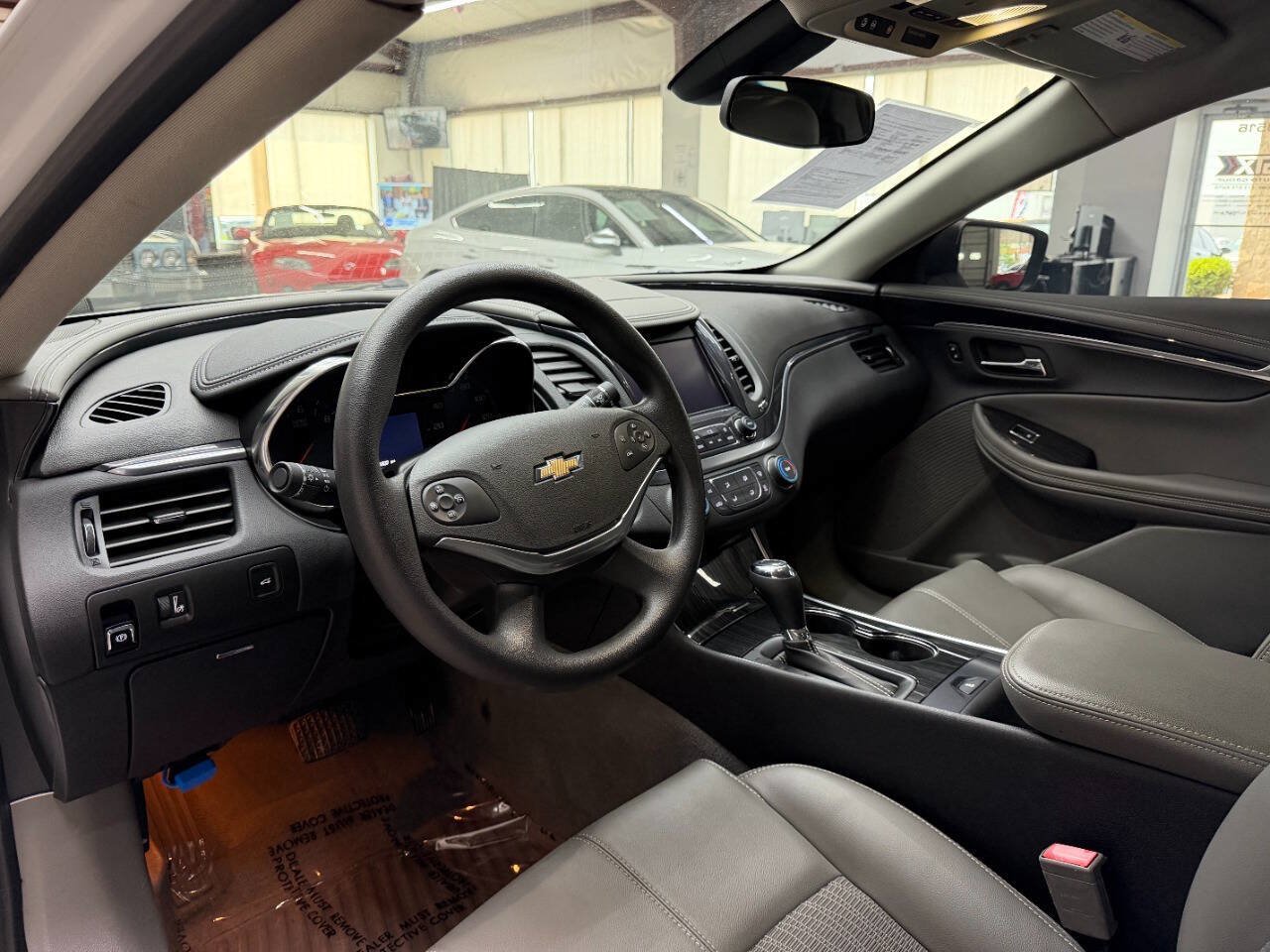 Used 2018 Chevrolet Impala LS FWD image 9