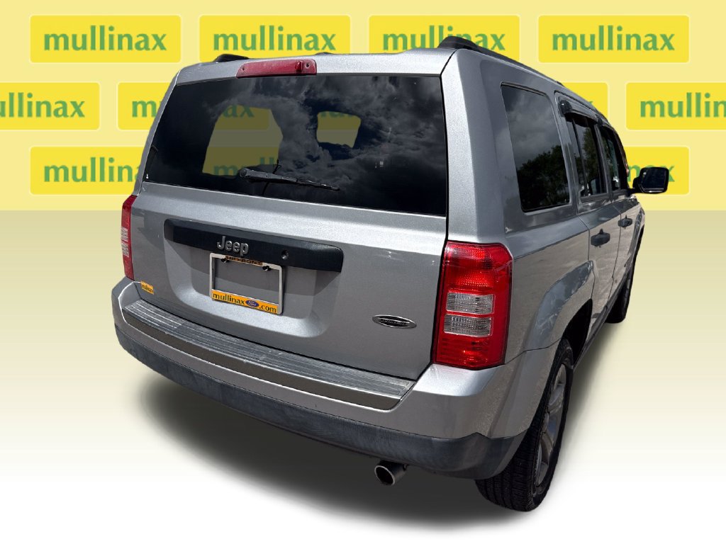 Used 2016 Jeep Patriot Sport FWD image 4