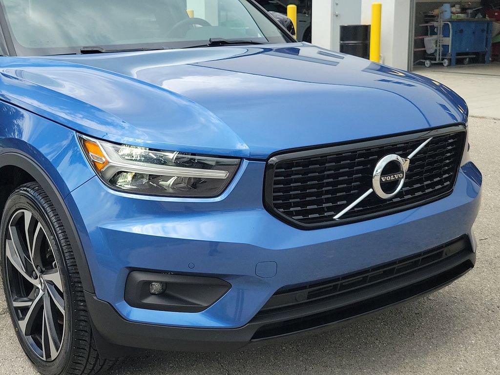 Used 2021 Volvo XC40 T5 R-Design w/ Climate Package AWD/4WD image 28