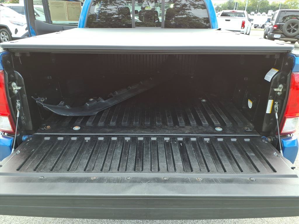Used 2016 Toyota Tacoma TRD Sport w/ Towing Package AWD/4WD image 14