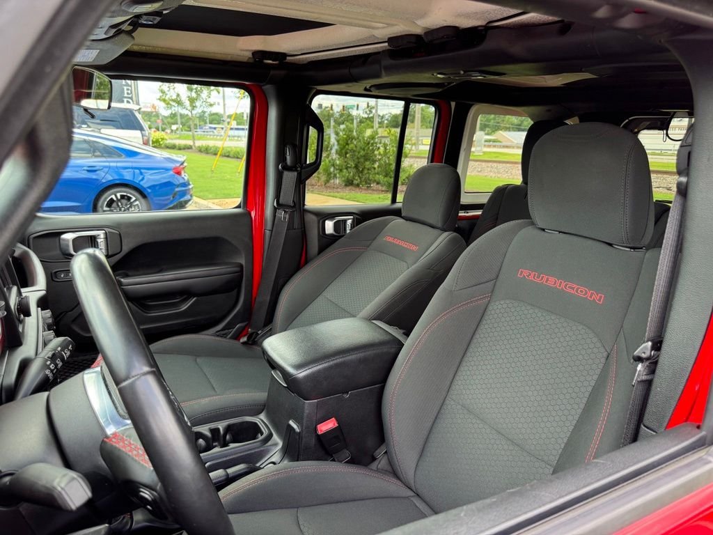 Used 2020 Jeep Wrangler Unlimited Rubicon w/ LED Lighting Group AWD/4WD image 9