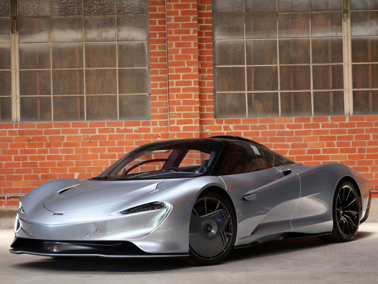 Used 2020 McLaren Speedtail RWD image 35
