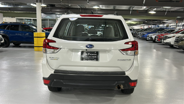 Used 2024 Subaru Forester AWD/4WD image 5