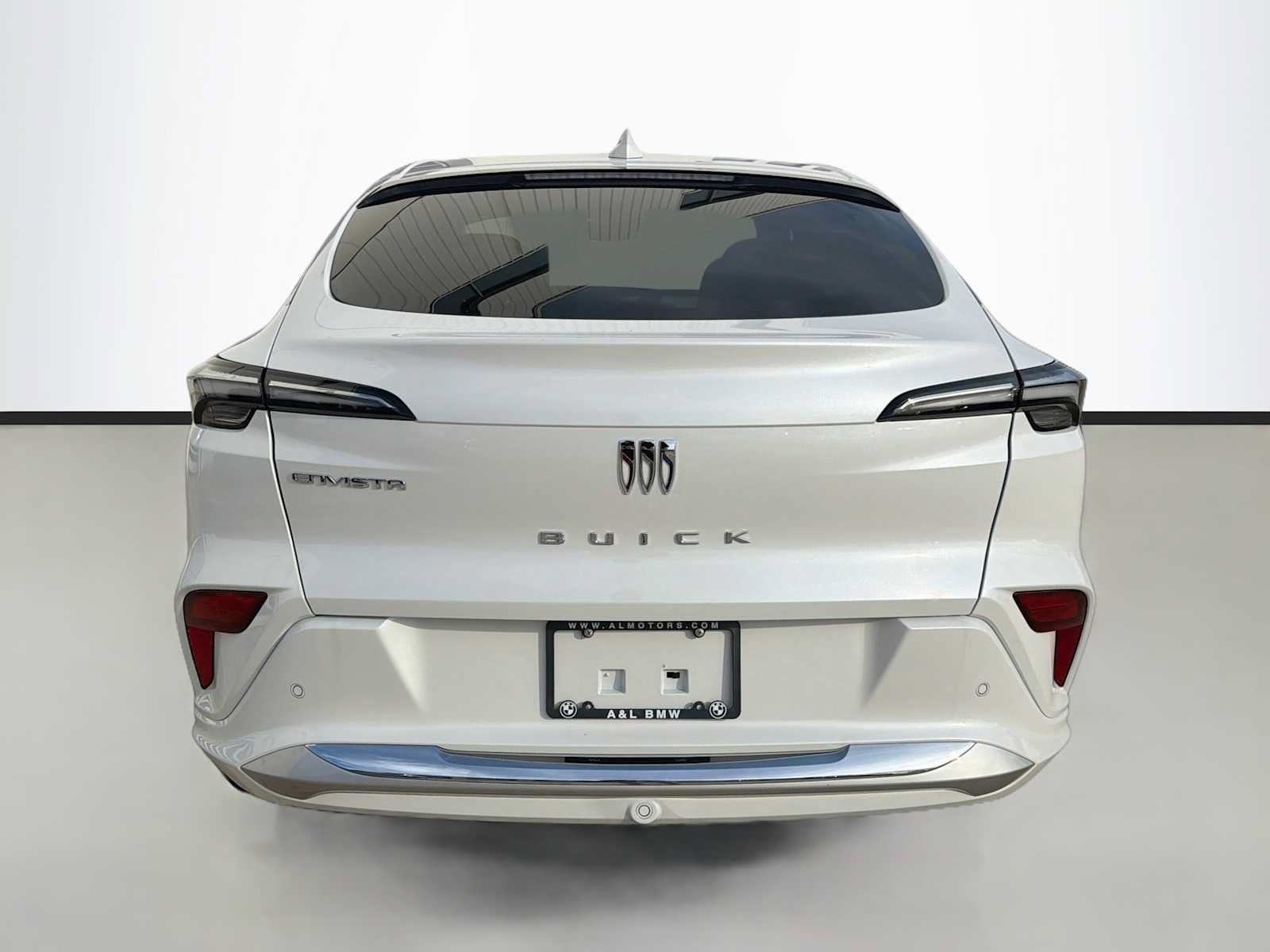 Used 2025 Buick Envista Avenir FWD image 4