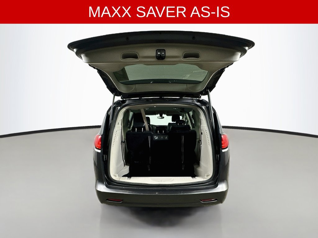 Used 2021 Chrysler Voyager Lxi FWD image 36
