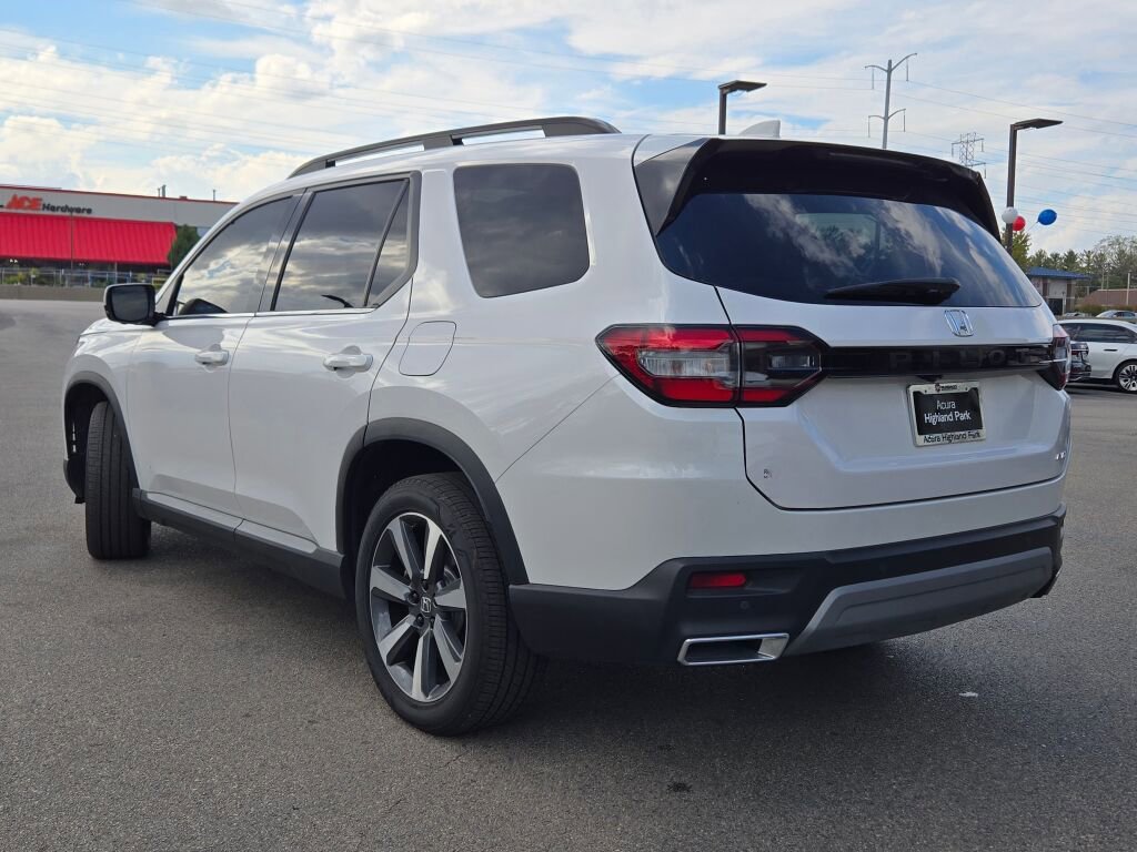 Used 2025 Honda Pilot Elite image 20