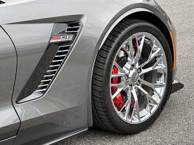 Used 2016 Chevrolet Corvette Z06 w/ 3LZ Preferred Equipment Group image 34