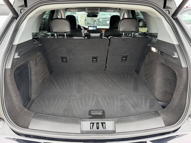 Used 2022 Lincoln Corsair Reserve w/ Equipment Group 201A image 18