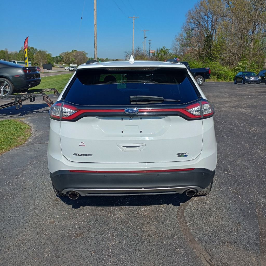 Used 2018 Ford Edge SEL image 4